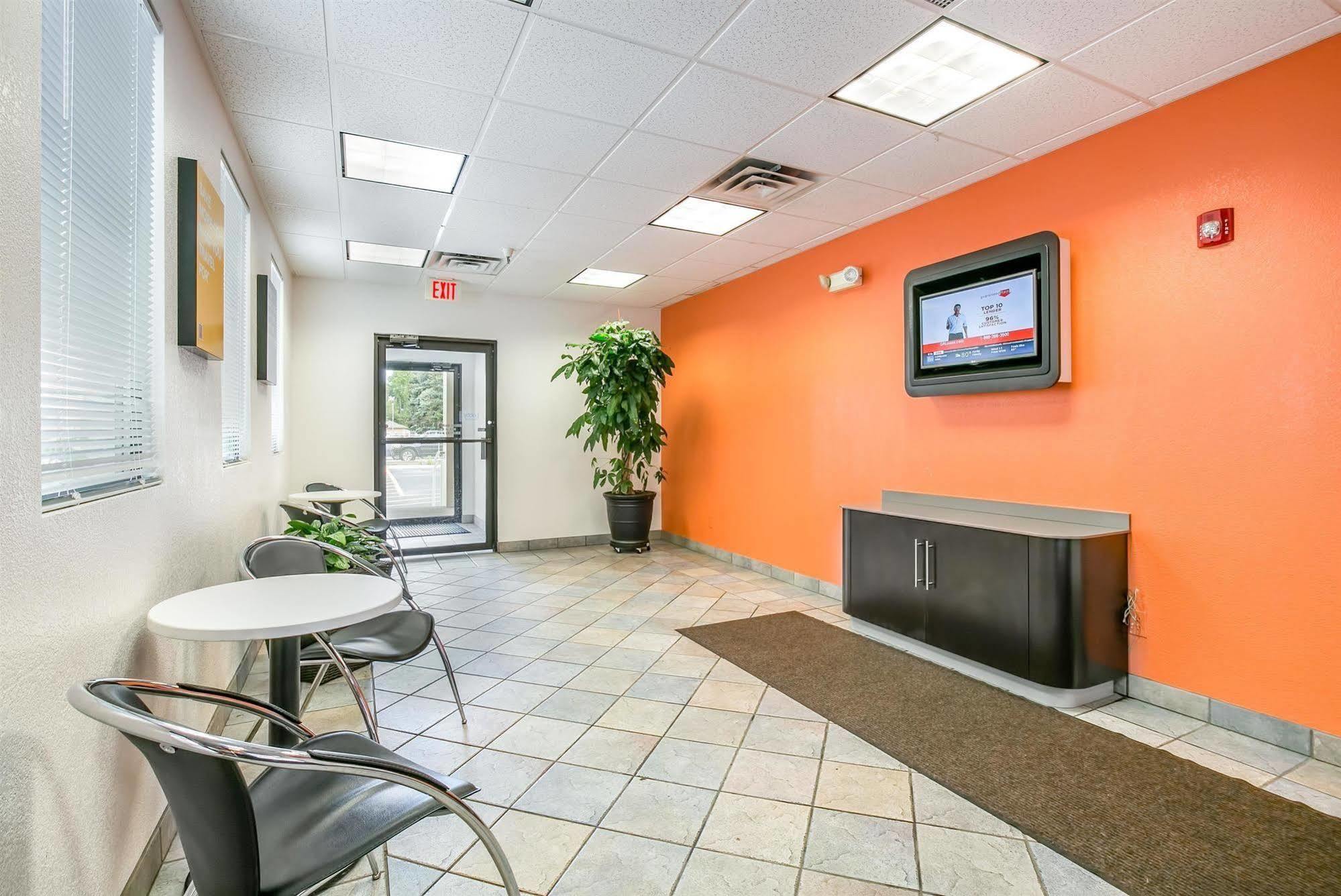 Motel 6 Minneapolis Airport - Mall Of America מראה חיצוני תמונה