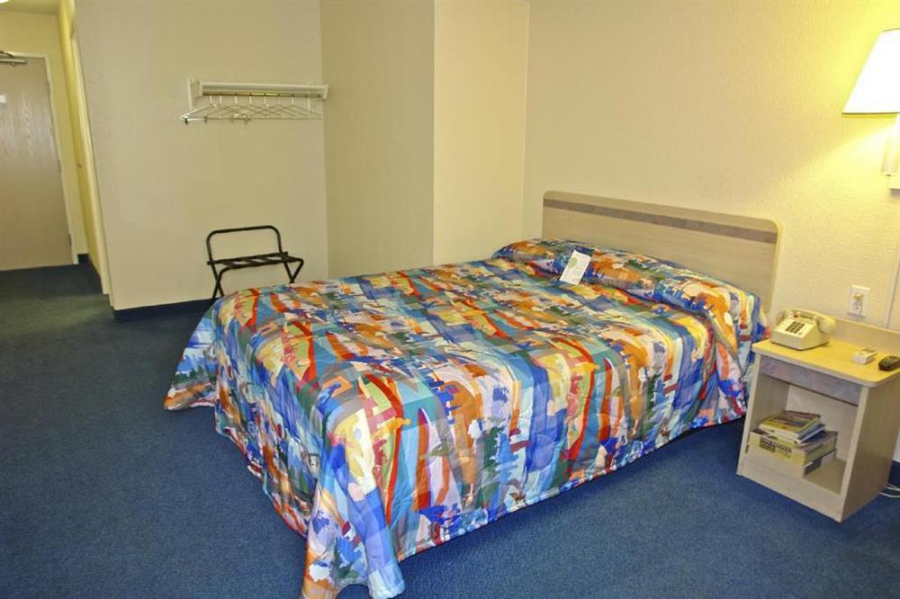Motel 6 Minneapolis Airport - Mall Of America חדר תמונה